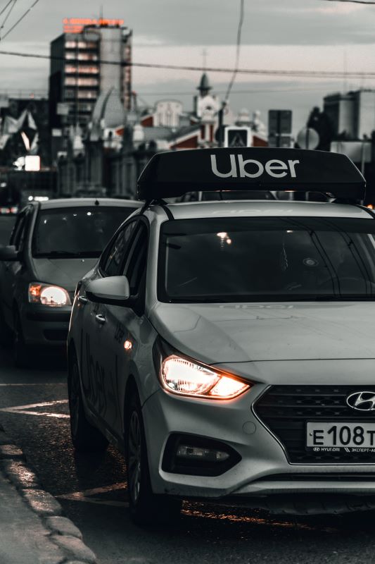Como usar Uber no Brasil – 10 dicas práticas para viajar seguro e economizar mais