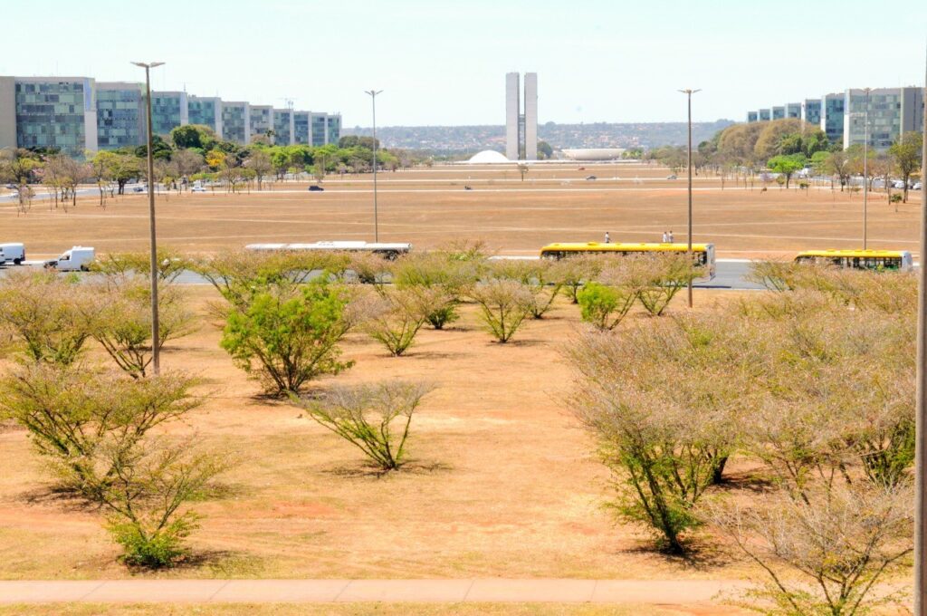 5 meses mais quentes em Brasília