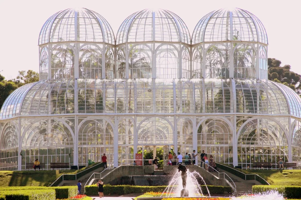Quanto custa visitar Curitiba: Orçamento completo por perfil