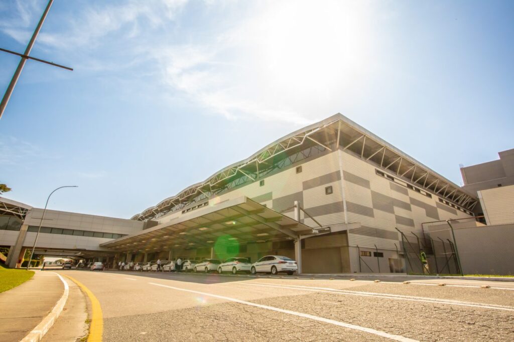 Aeroporto de Curitiba (CWB): Guia completo do Afonso Pena
