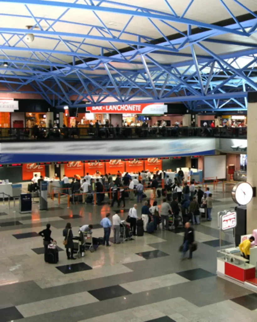 Aeroporto de Curitiba (CWB): Guia completo do Afonso Pena